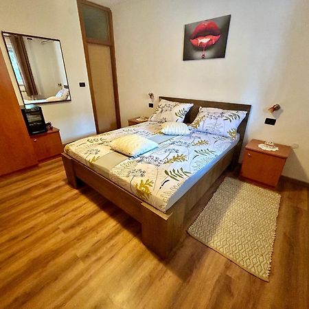 Guest House Casa Mia - Rooms & Apartments Rovinj Kültér fotó